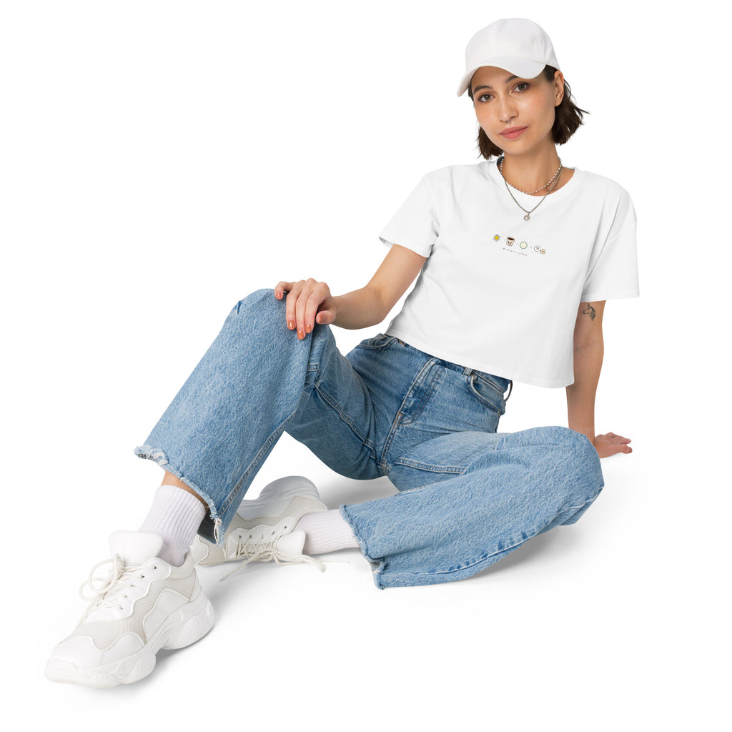 latina-inspired womens crop tee with El Cafecito coffee ritual.
